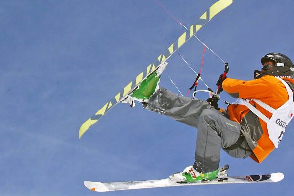 Snow kiting with skiers